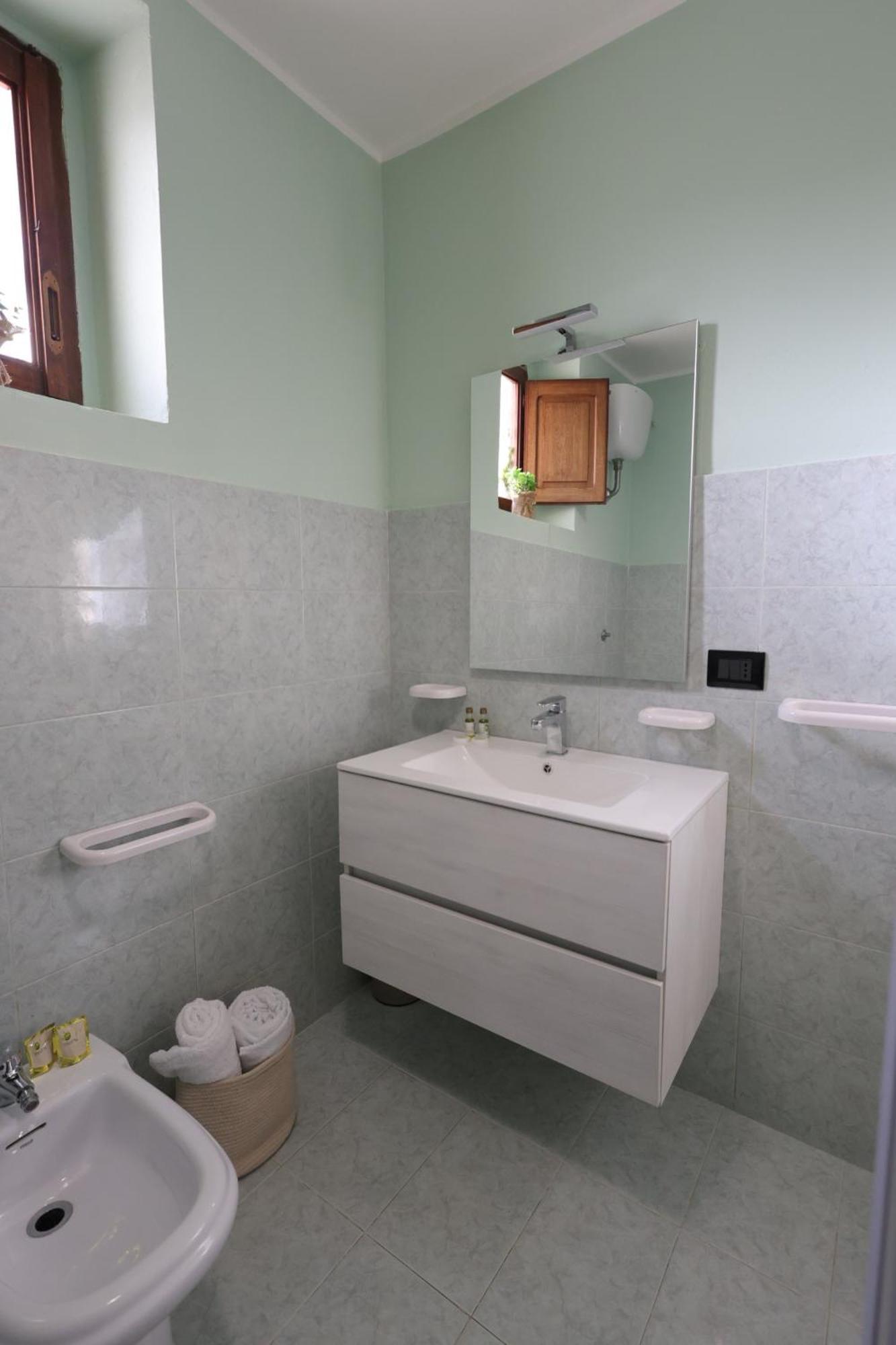 Il Quadrifoglio B&B Чирелла Экстерьер фото